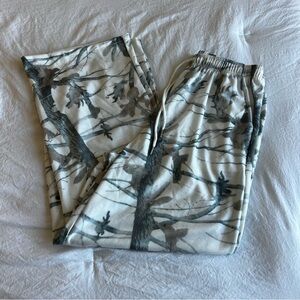 Women's Gray Tree Print Pants